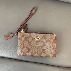 Coach Brown Signature Canvas Wristlet with Gold Logo and hang tag